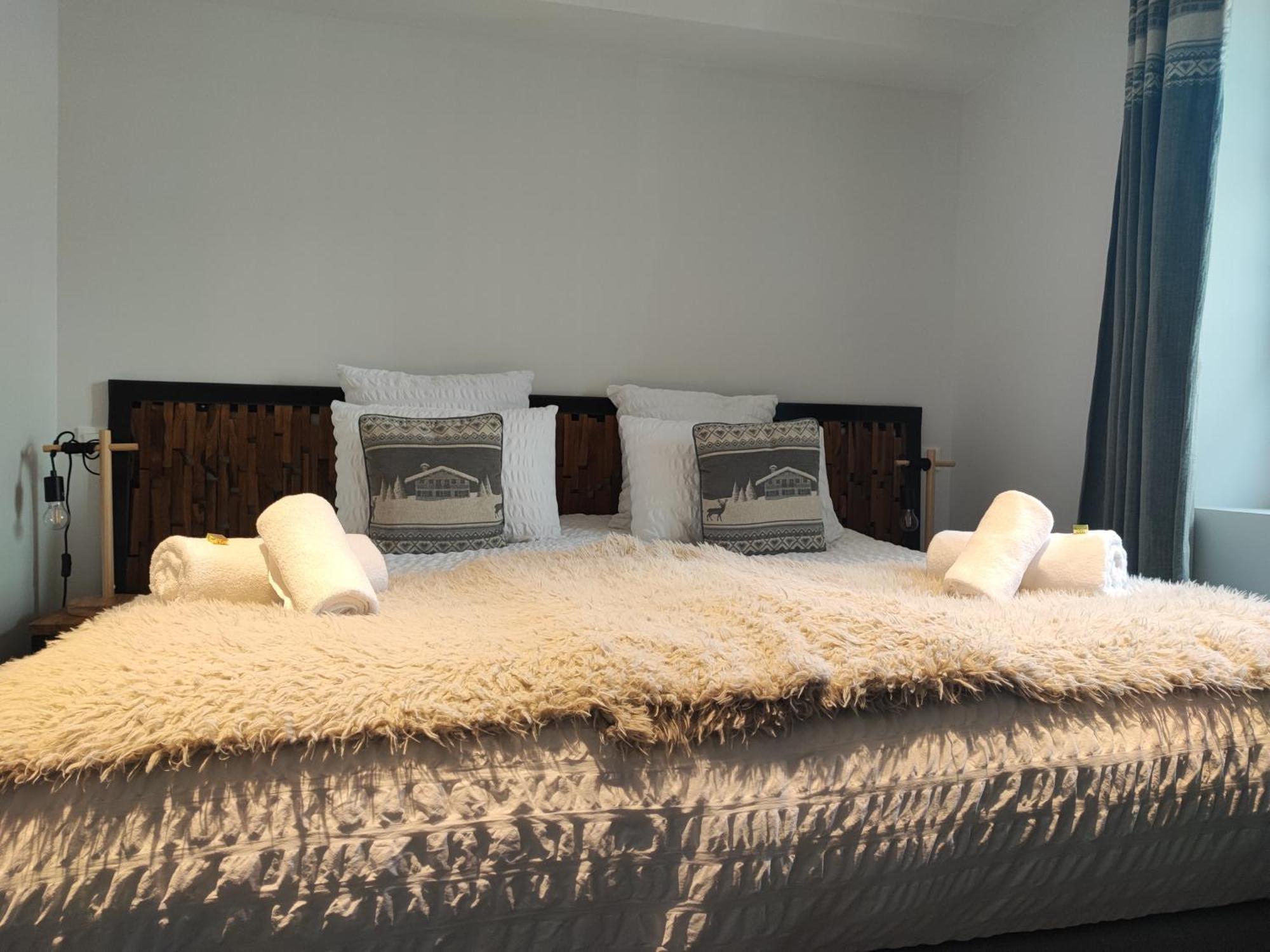 Geraniums Et Neige Fraîche: Luxe With Private Balneo & Sauna